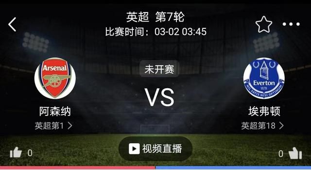 巨胸美女给男人狂摸
